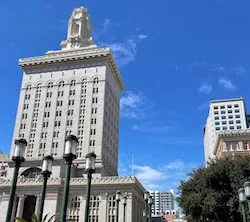 OAKLANDNORTH.NET: Delay in giving out Democracy Dollars points to bigger issues in Oakland government